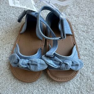 Old Navy babygirl Sandals NWT